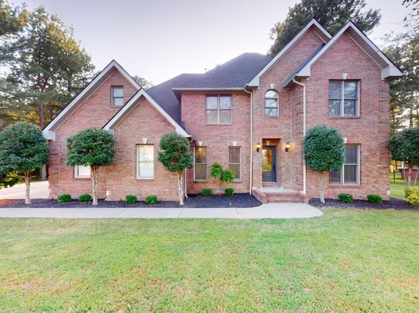 16 Greenwood Pl, Paducah, KY 42003