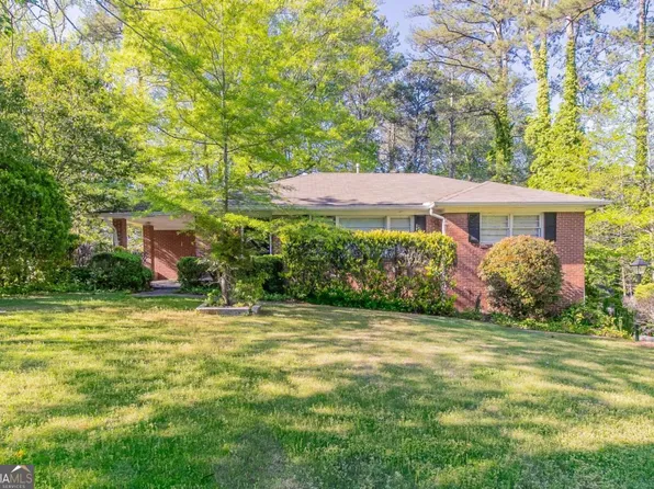 2345 Leith Ave, East Pt, GA 30344