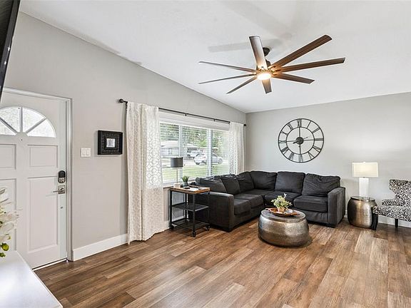 2nd image of 626 ORANGE AVENUE