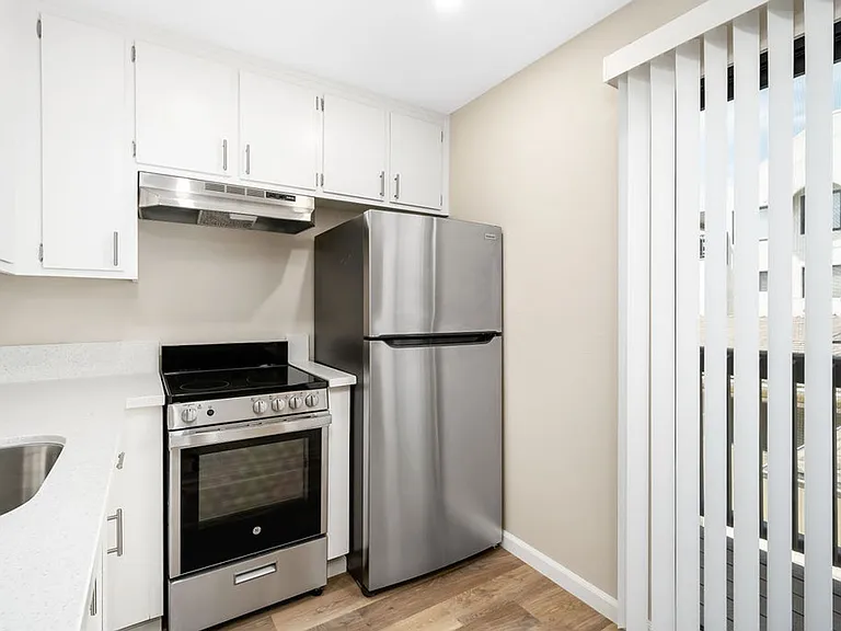 241 Ocean View Ave — Photo 37