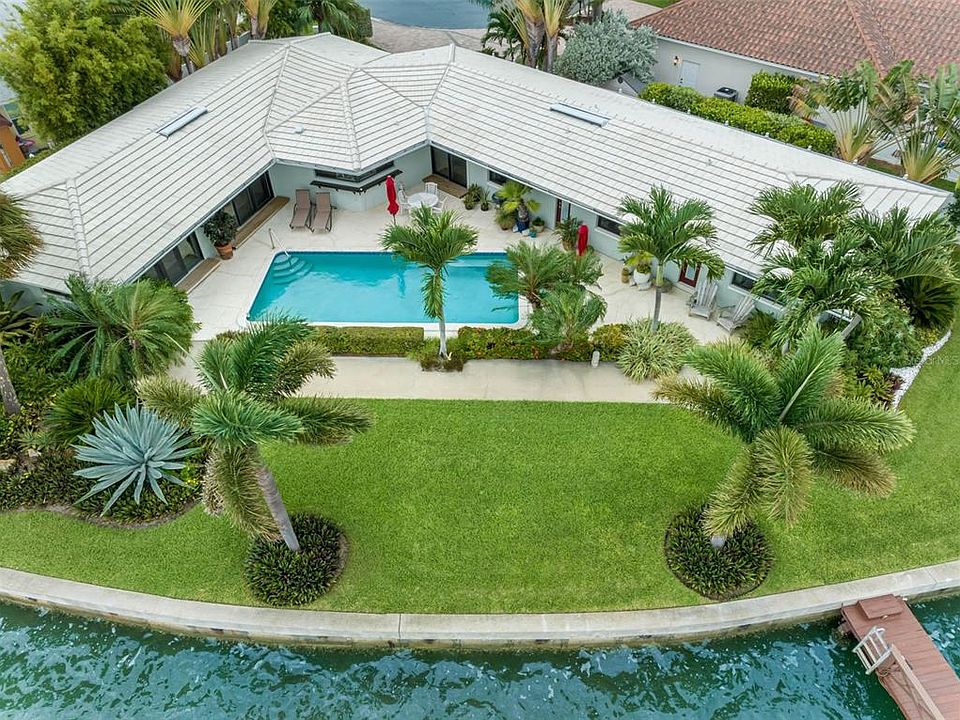 11050 7th St E, Treasure Island, FL 33706 Zillow