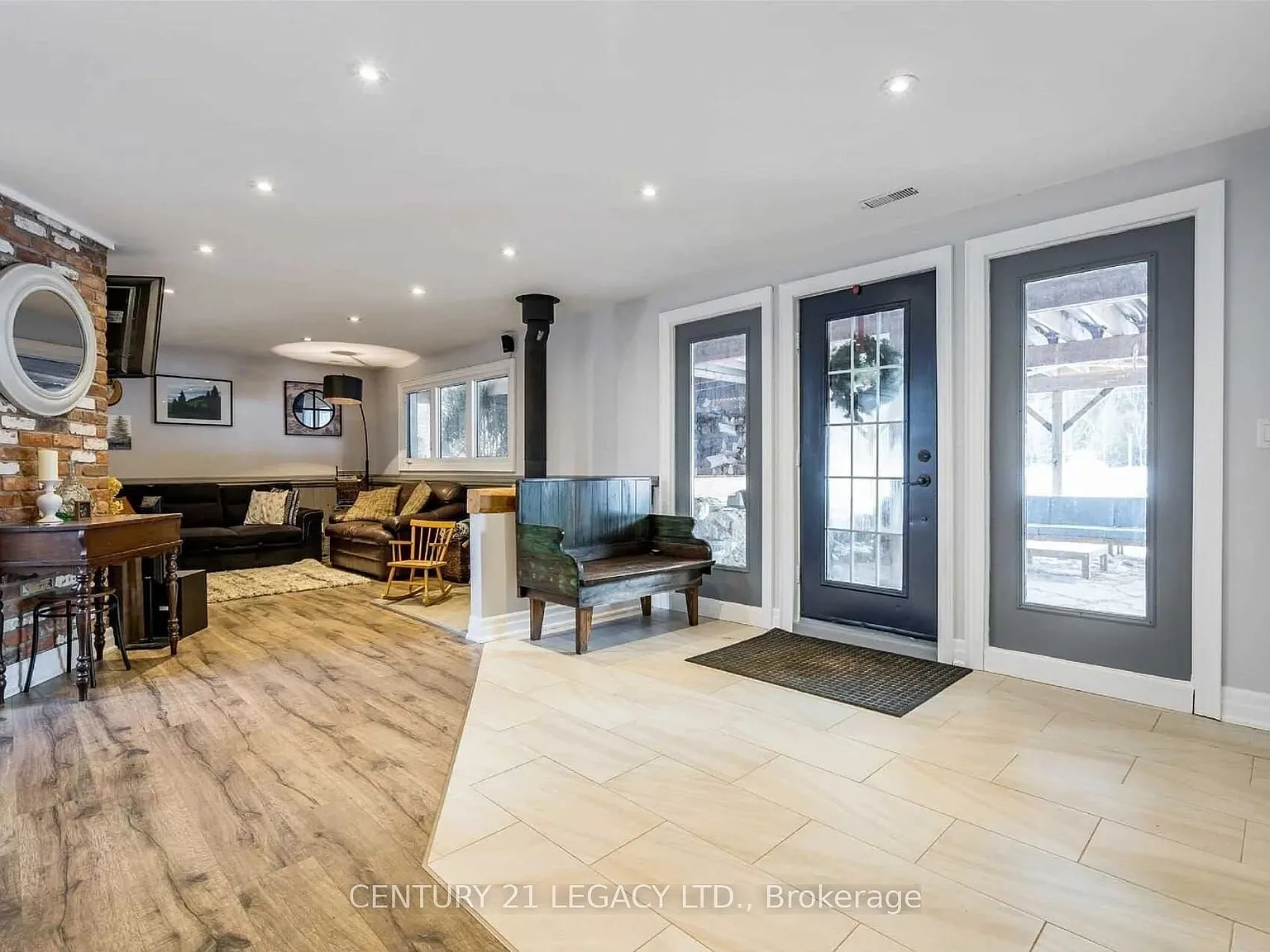 2 bed, $3,000 — Photo 4