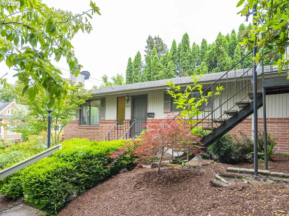 204-208 SW Woods St, Portland, OR 97201