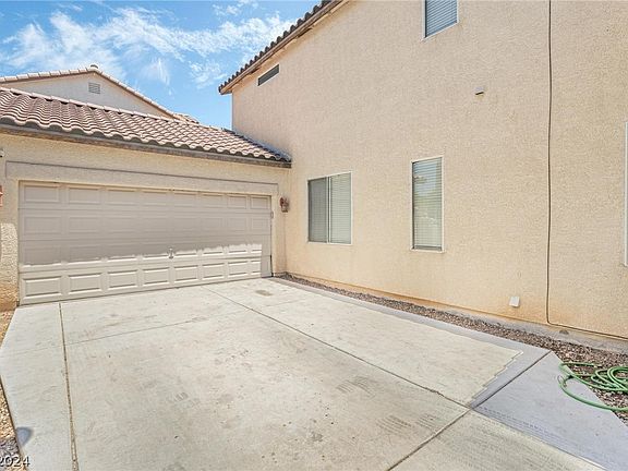 2nd image of 6008 Tunbridge Ave