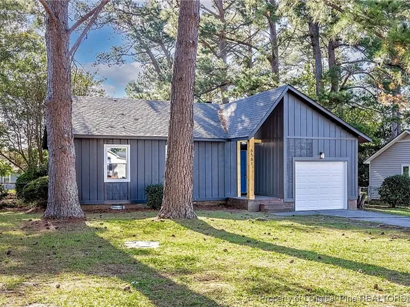 6581 Honeysuckle Dr, Fayetteville, NC 28304