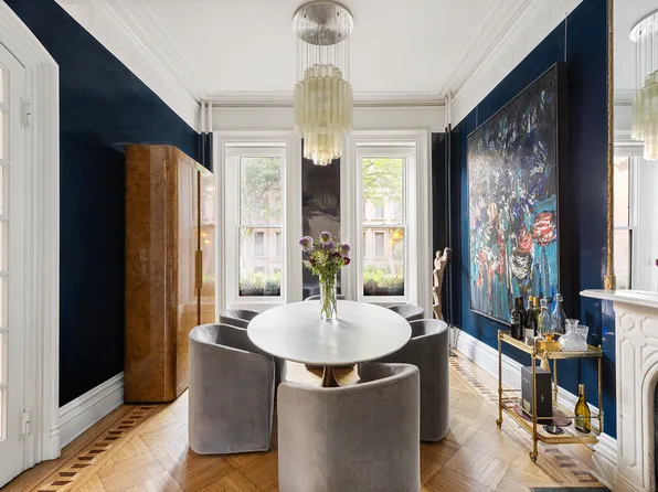 100 6th Avenue image 5 of 27