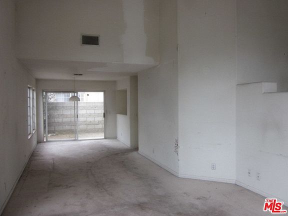 5th image of 1239 N Stimson Ave
