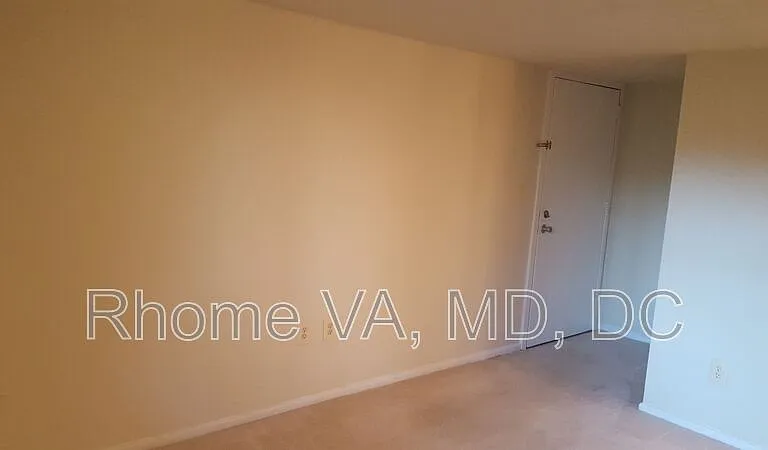 3210 S 28th St #103 — Photo 7