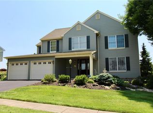 3234 Flatrock Dr, Whitehall, PA 18052