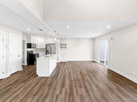5th image of 2713 Tim Rogers Ln