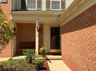 7890 Rivergate Dr, Westland, MI