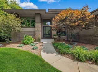 2070 N Rolling Ridge Dr, Midland, MI 48642