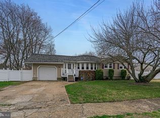 249 N Dennis Dr, Clayton, NJ