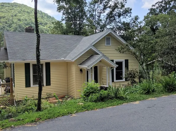 216 Alabama Ter #B, Black Mountain, NC 28711