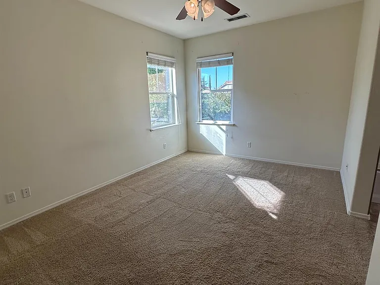 1732 N Dutch Ave — Photo 21