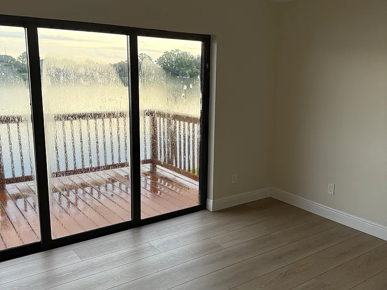 9807 Bay Island Dr — Photo 7