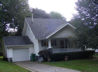 811 N Spruce St, Creston, IA 50801