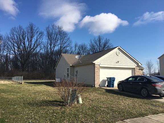 3rd image of 11806 Valley Creek North Dr