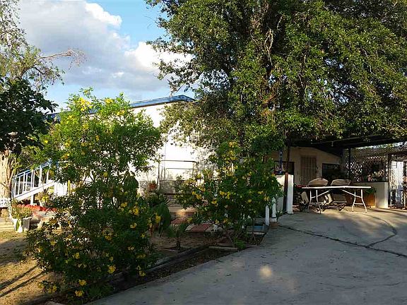 5th image of 248 Park Dr
