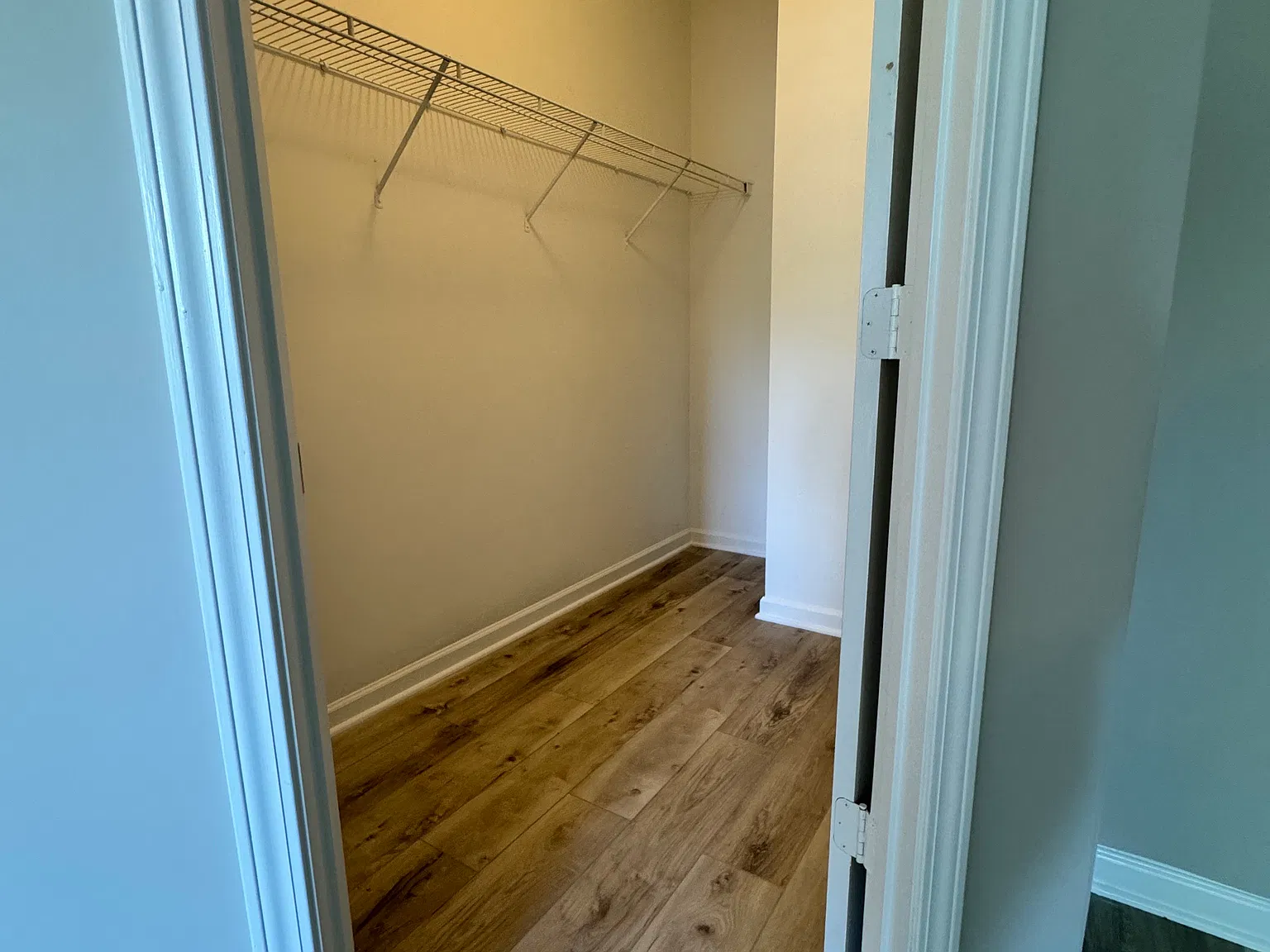 1 bed, 848 sqft, $1,200 — Photo 4