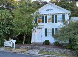 14 Maple St, Chester, CT 06412