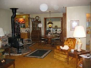3rd image of 862 Tuolumne Ave
