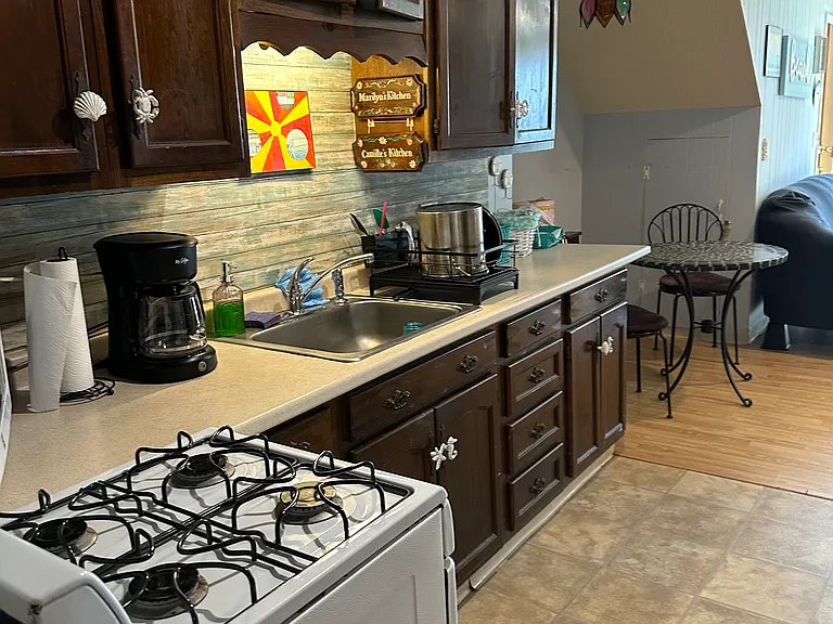 20 Fuller Acres #1 — Photo 8