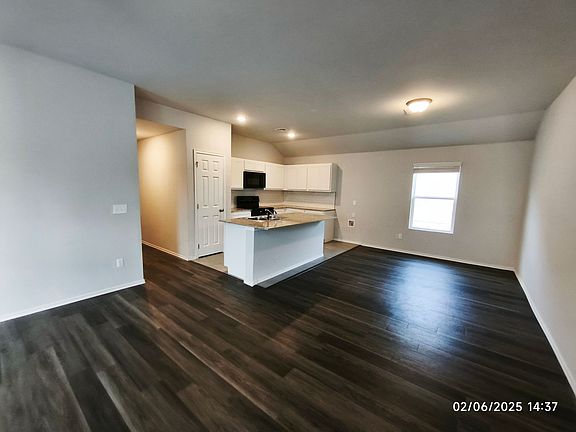 3rd image of 2901 Caretta Ct