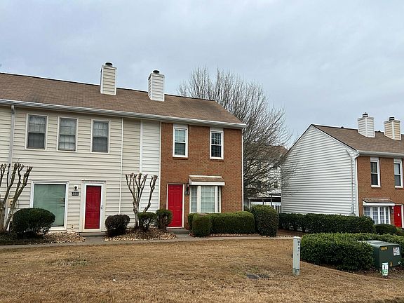 3rd image of 201 Holcomb Ferry Rd