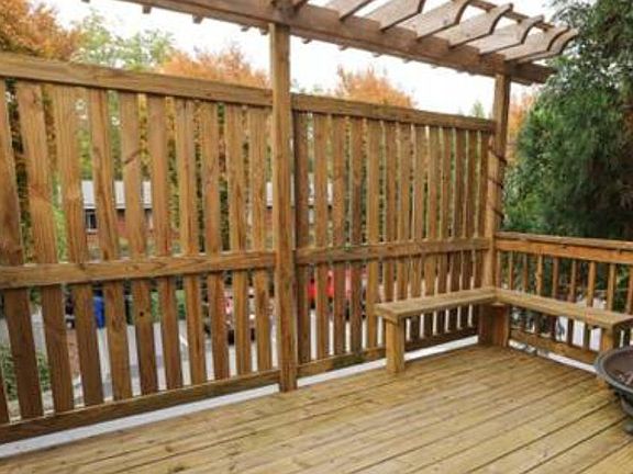 Privacy fence of rear porch.