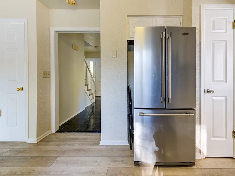 13 Cloverfield Dr — Photo 12