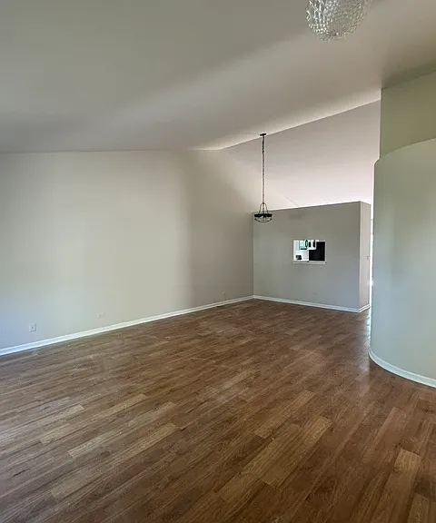 41 Bedford Rd — Photo 3