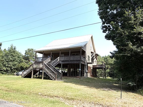 3rd image of 14990 Hummingbird Ln
