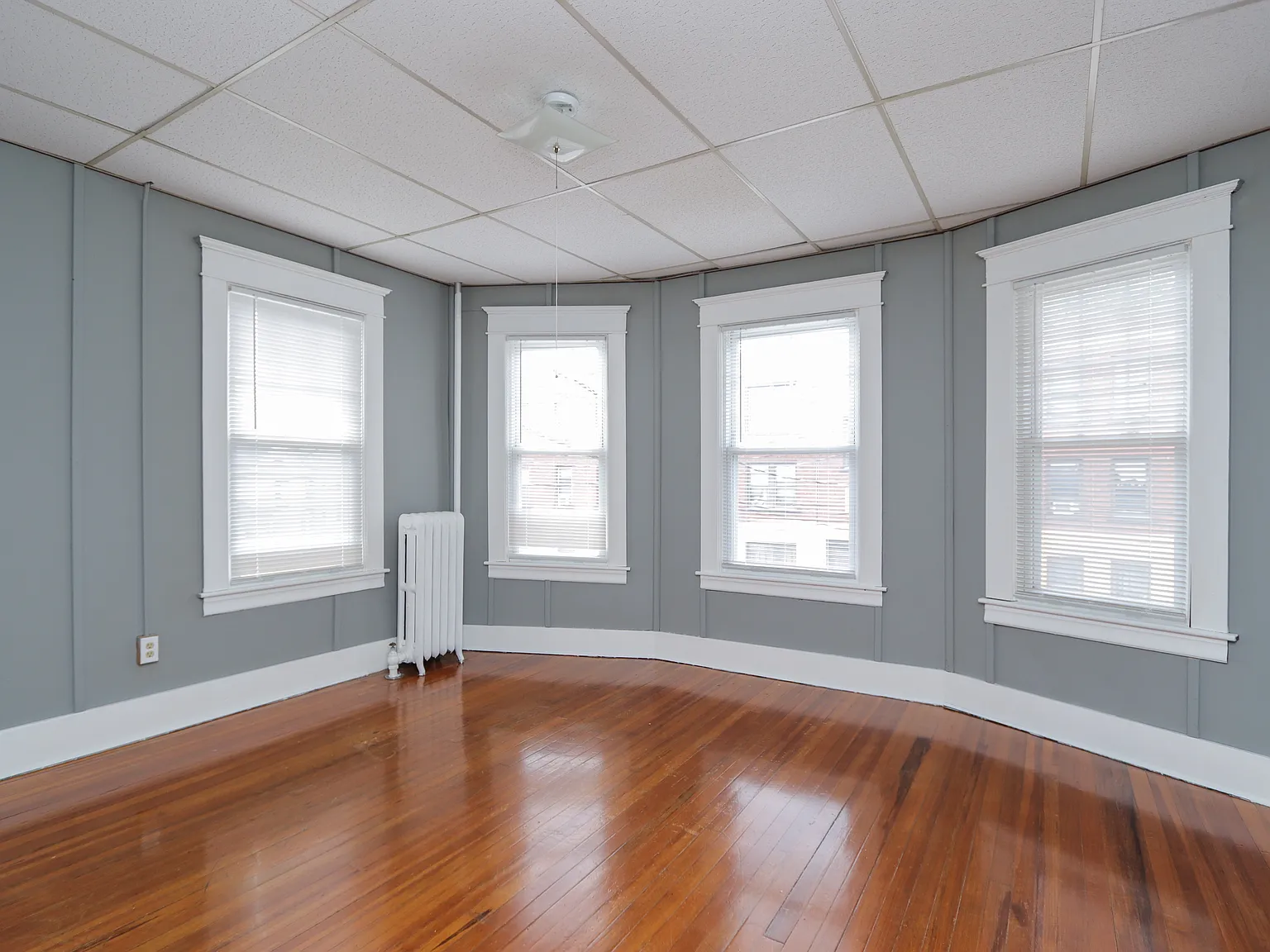 1 bed, 1000 sqft, $1,200 — Photo 2
