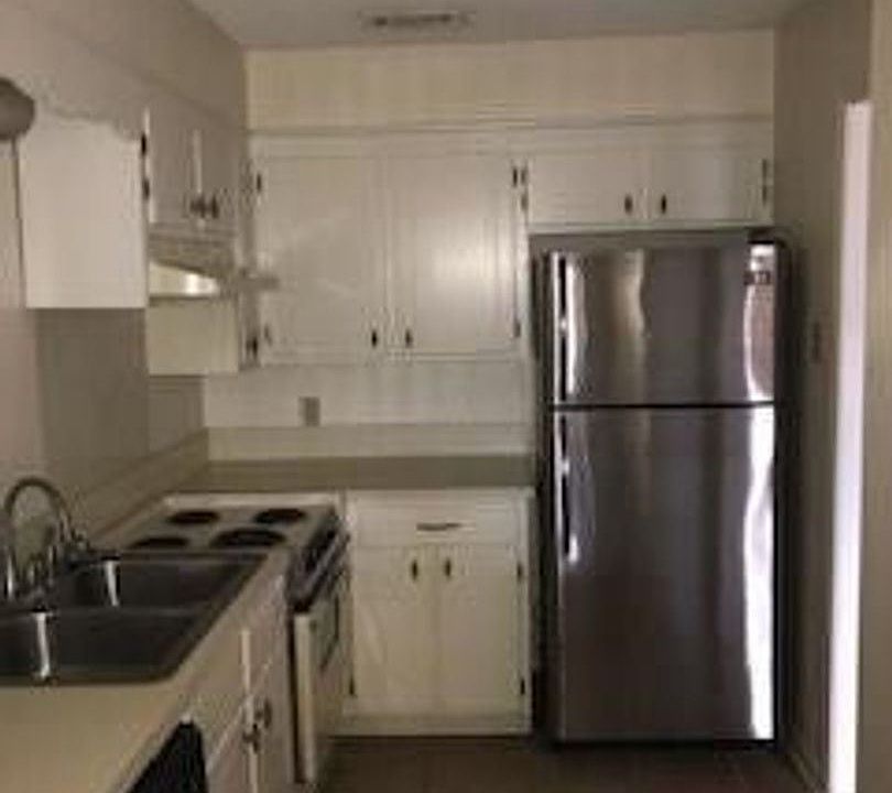 2nd image of 1250 Dorchester Dr Unit 203