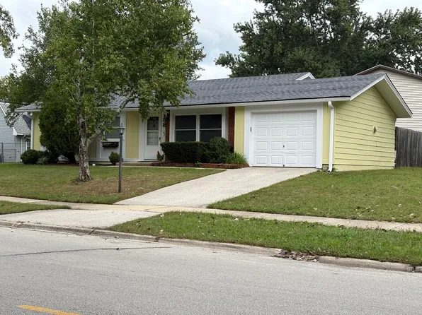 158 S Orchard Dr, Bolingbrook, IL 60440