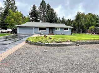 20575 Newbedford Cir, Bend, OR 97702