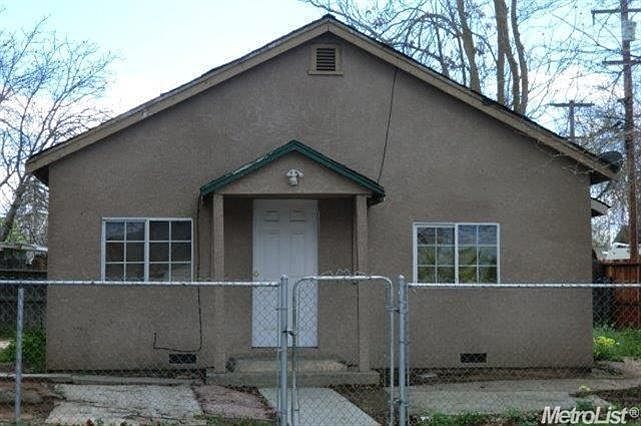 2nd image of 701 Kerr Ave