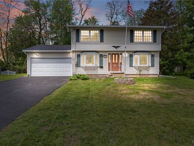 111 Meadow River Dr, Liverpool, NY, 13090