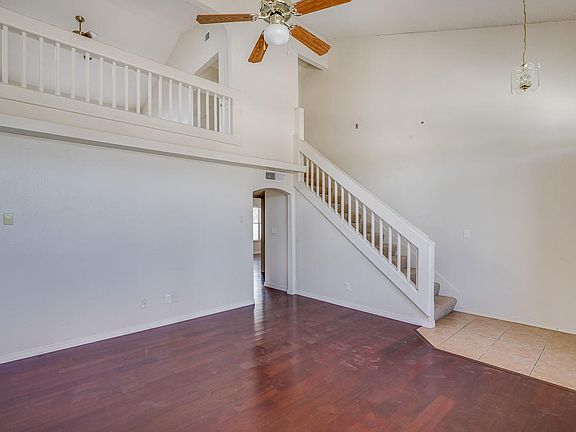 3rd image of 12430 Paseo Rojo Dr