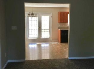 208 Red Elm Ln, Bowling Green, KY 42101