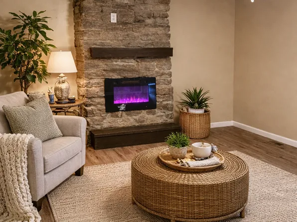 300 Glade Springs Rd, La Follette, TN