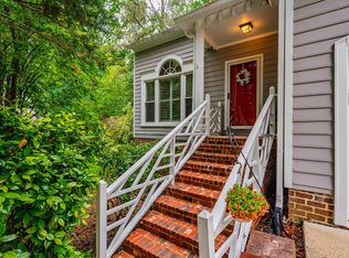 8 Wexford Dr, Durham, NC 27713