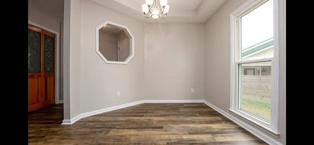 488 Fairchase Ct — Photo 4