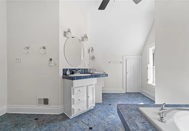 840 Kewanna Ave — Photo 28