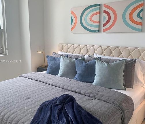 4th image of 3250 NE 1st Ave APT 519