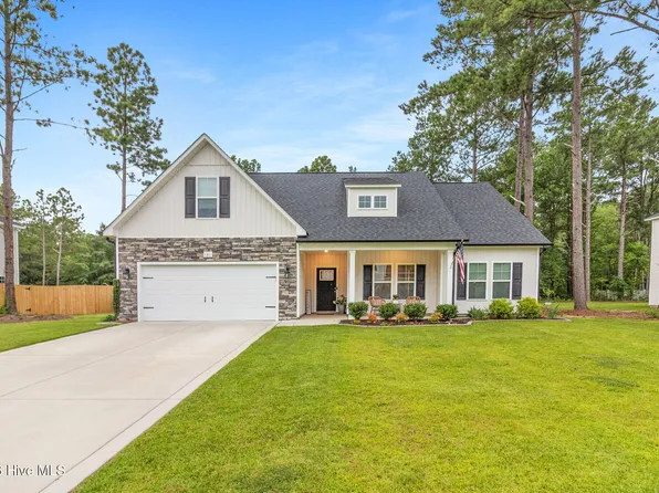 161 Flying Bolt Drive, Raeford, NC 28376