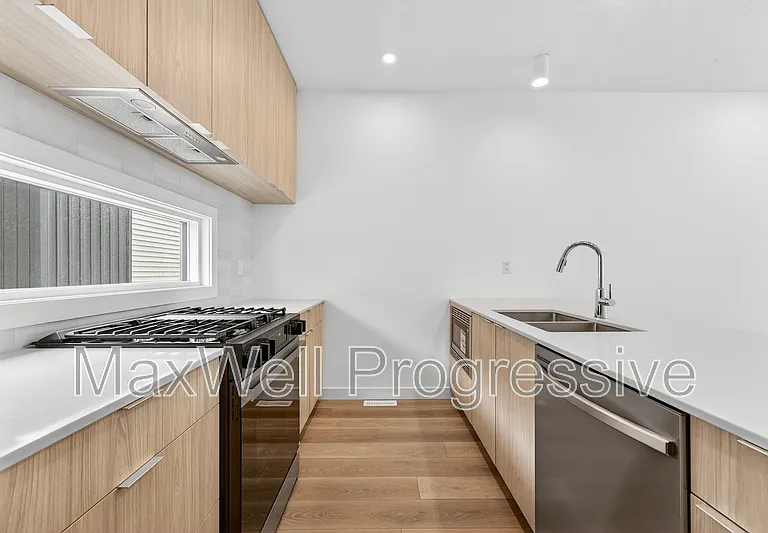 13516 115th Ave NW #18 — Photo 18