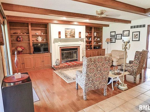 4th image of 7203 N Charles Way #4