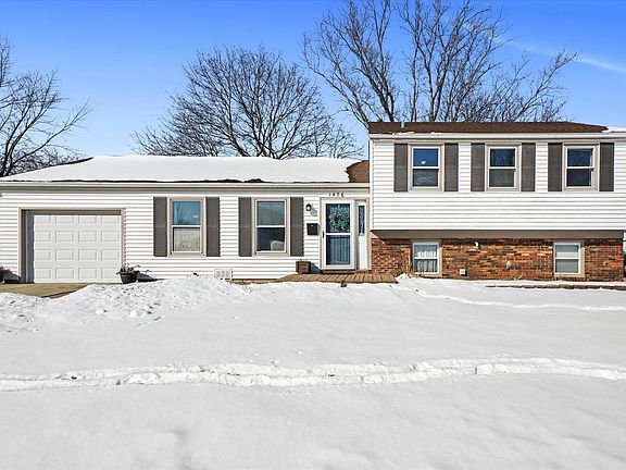 2nd image of 1426 Amherst Dr